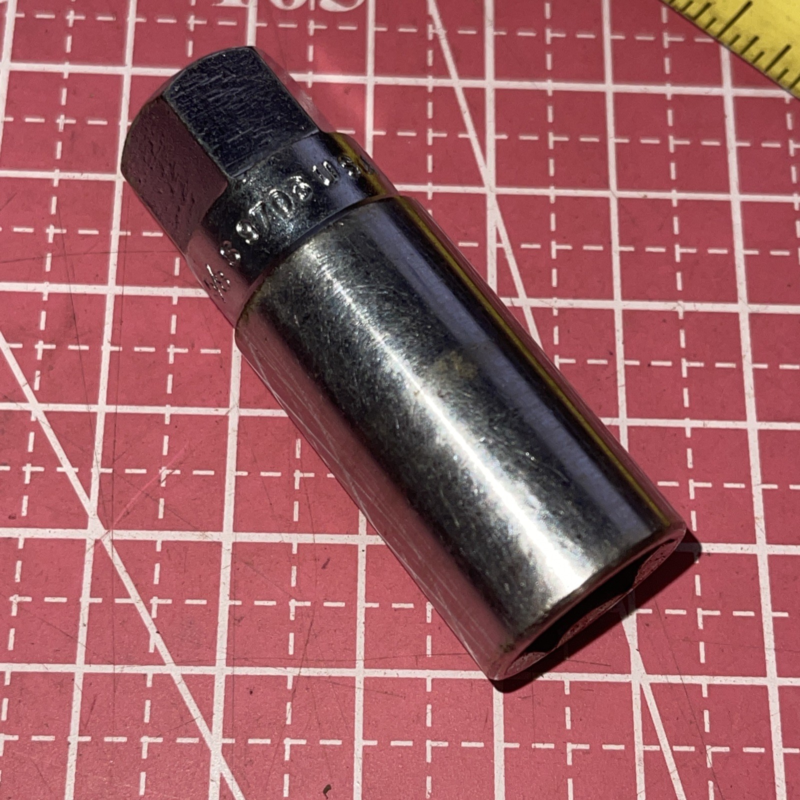 Snap on USA S9706 5/8 In SAE 3/8” Drive Spark Plug 6 Point Socket Vintage 5/8”