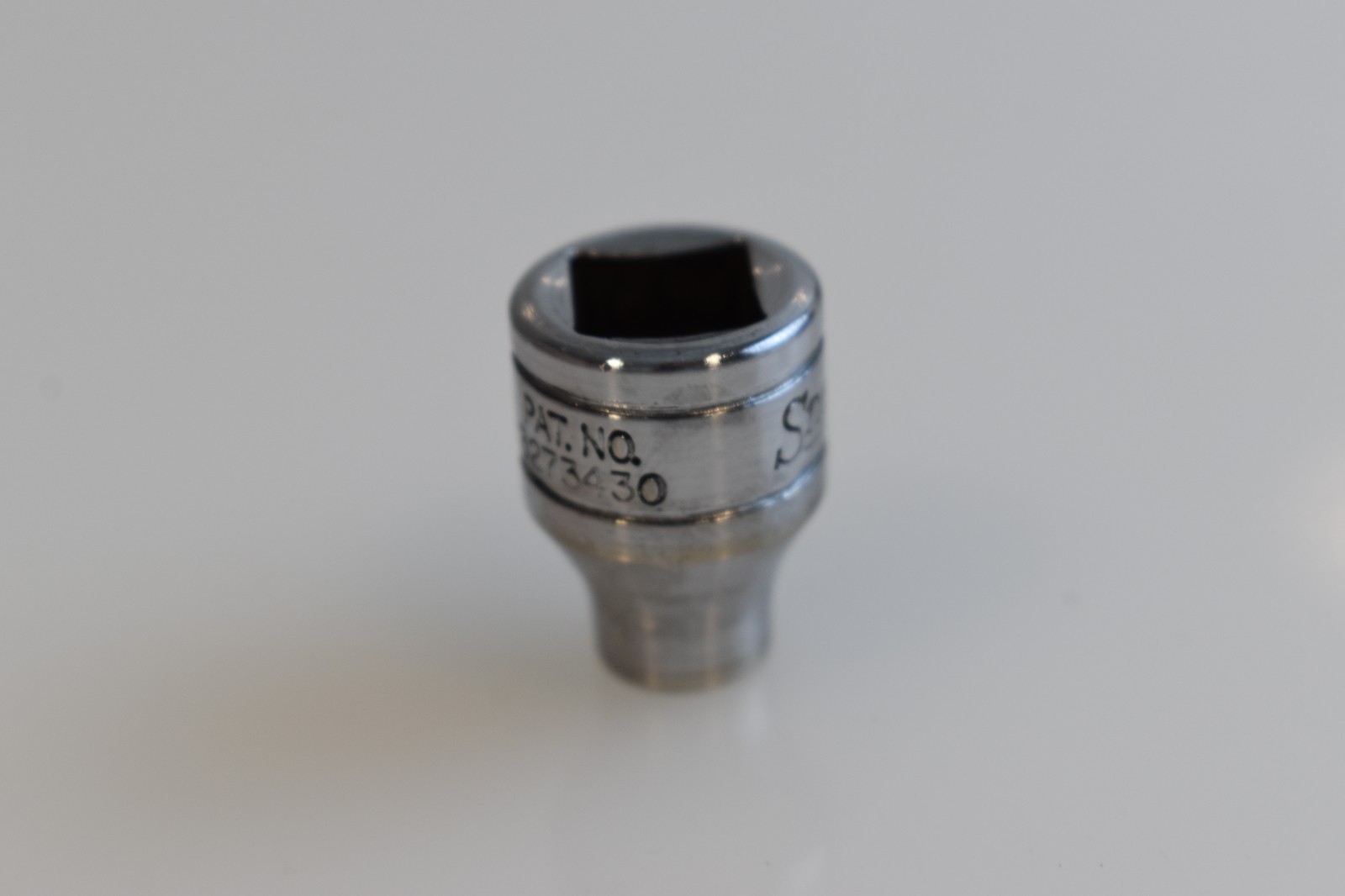 Snap On Tools F081 1/4″ SAE Flank Drive Shallow Socket 3/8″ Drive 12 Point USA