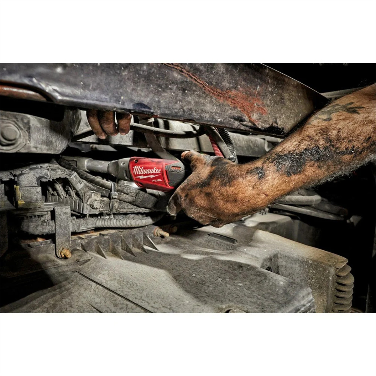 Milwaukee 2560-20 M12 FUEL 3/8″ Extended Reach Ratchet, Cordless Power