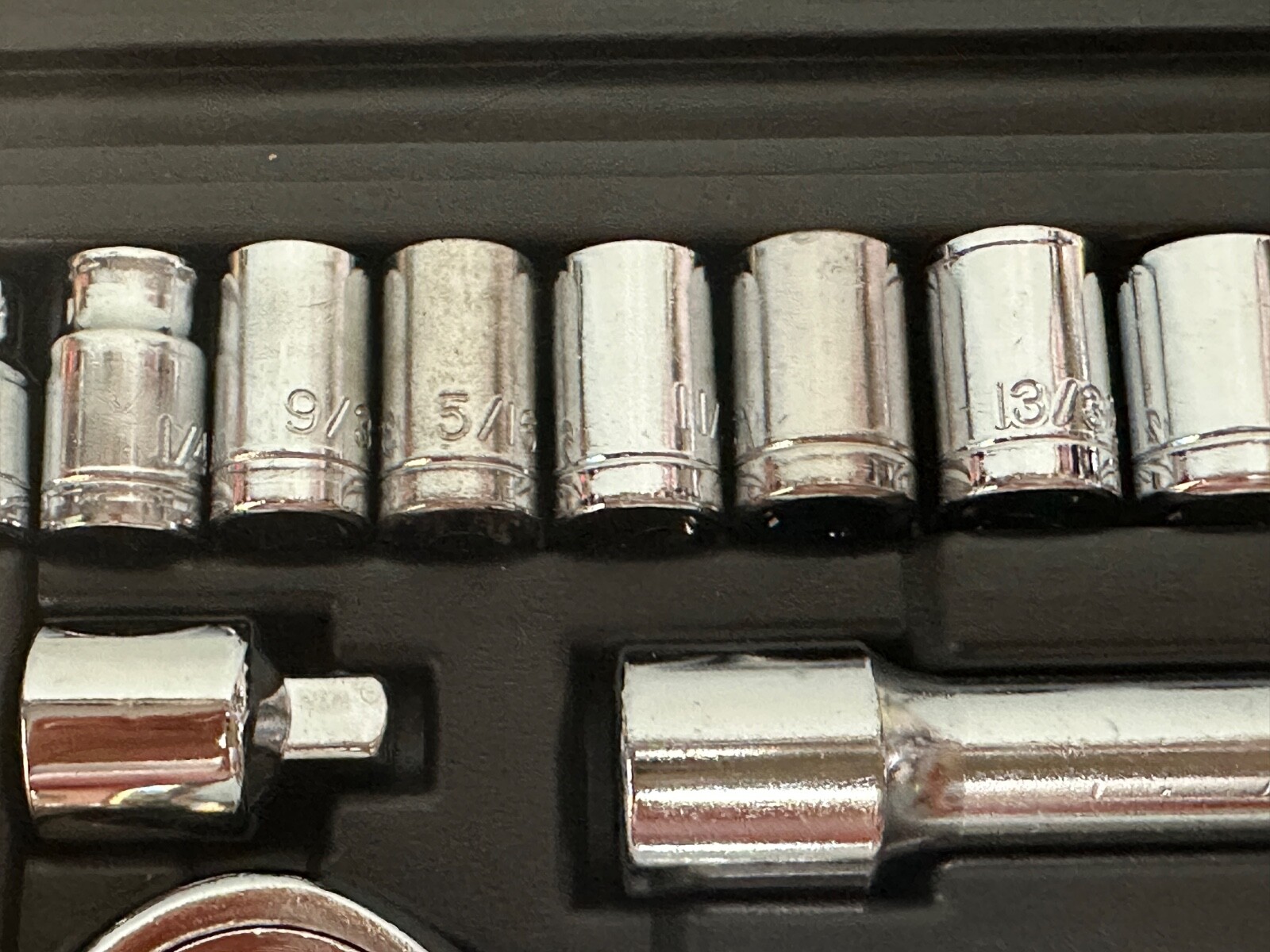Ultra Steel 40 Piece 1/4 Inch & 3/8 Inch Drive Socket Set UJ75041S New