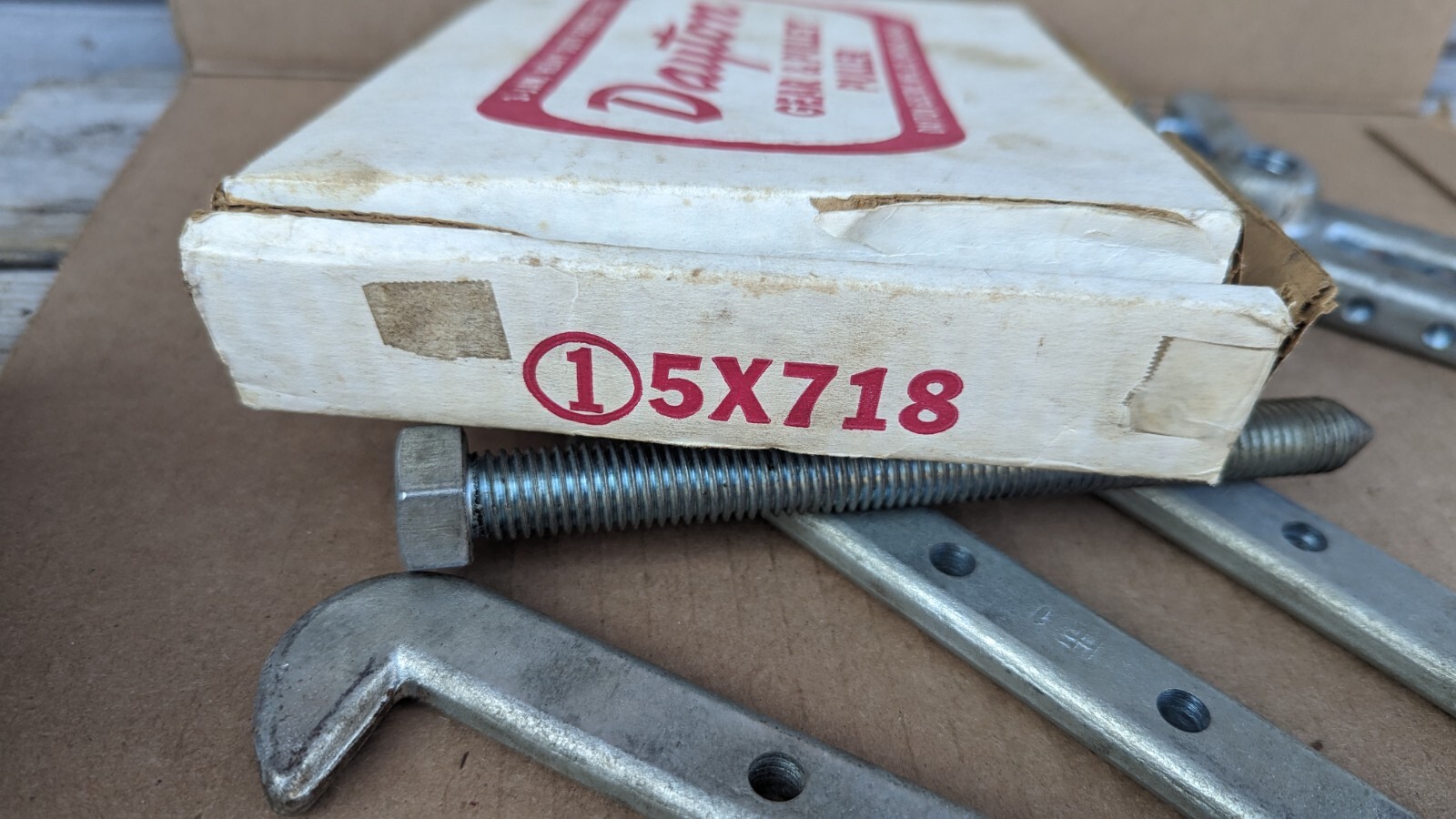 Vintage Dayton Electric USA # 15X718 Puller Large Gear and Pulley Puller Set