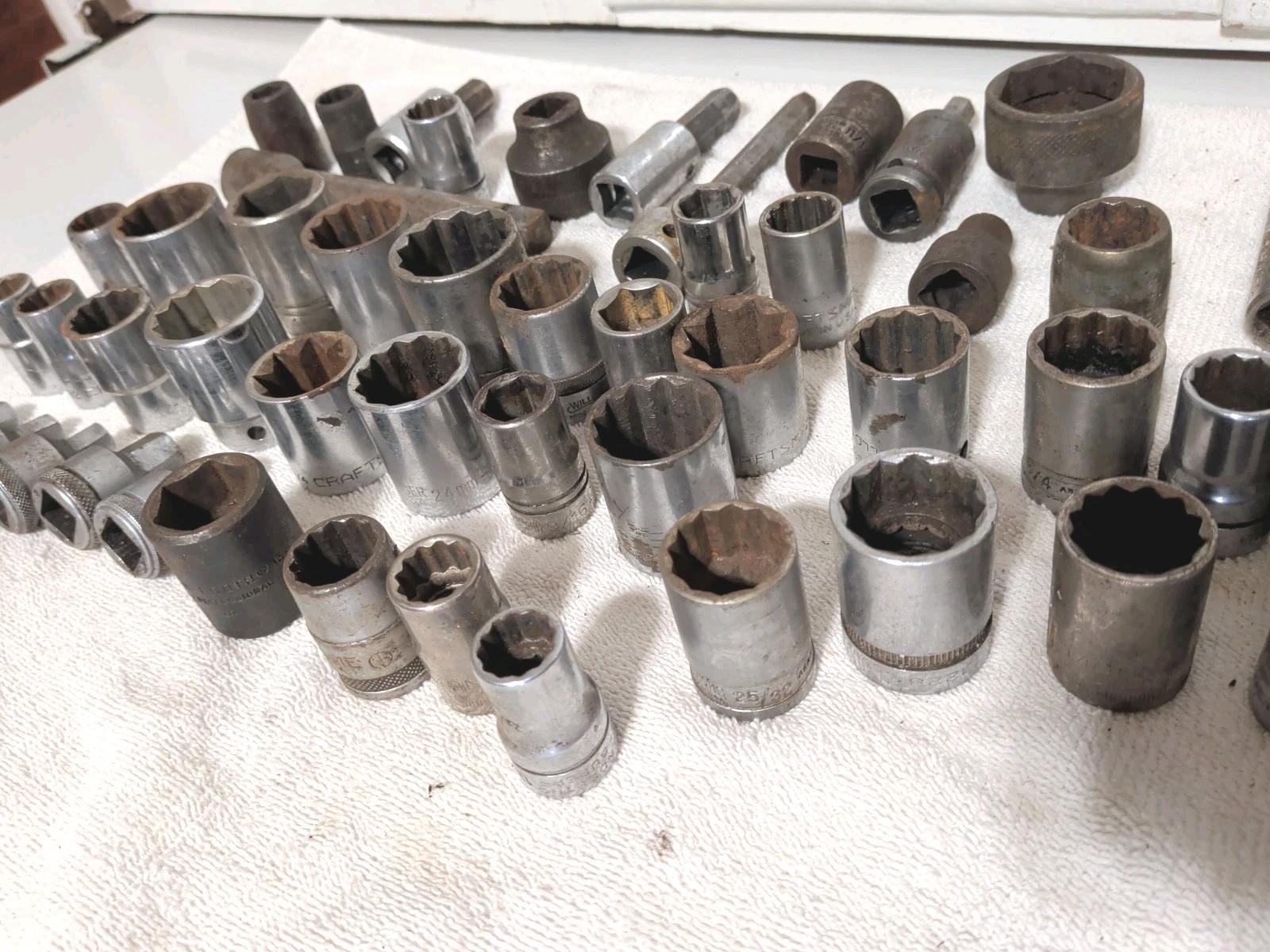 Vintage Sockets USA Made Tools 57 Pcs 1/2″ Drive Mac, Craftsman, Proto, Etc.