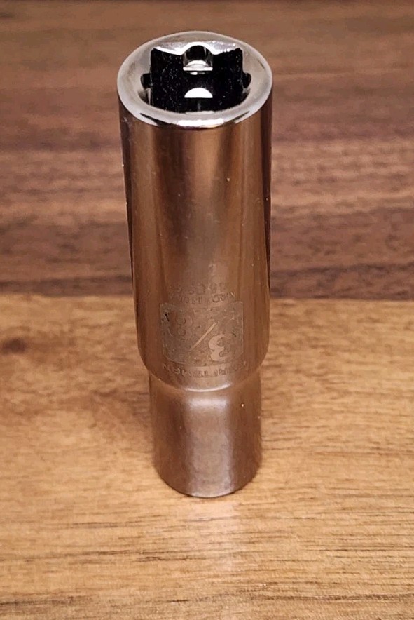 Craftsman USA 3/8″ Deep Well Socket 6 Point 3/8″ Drive 45835
