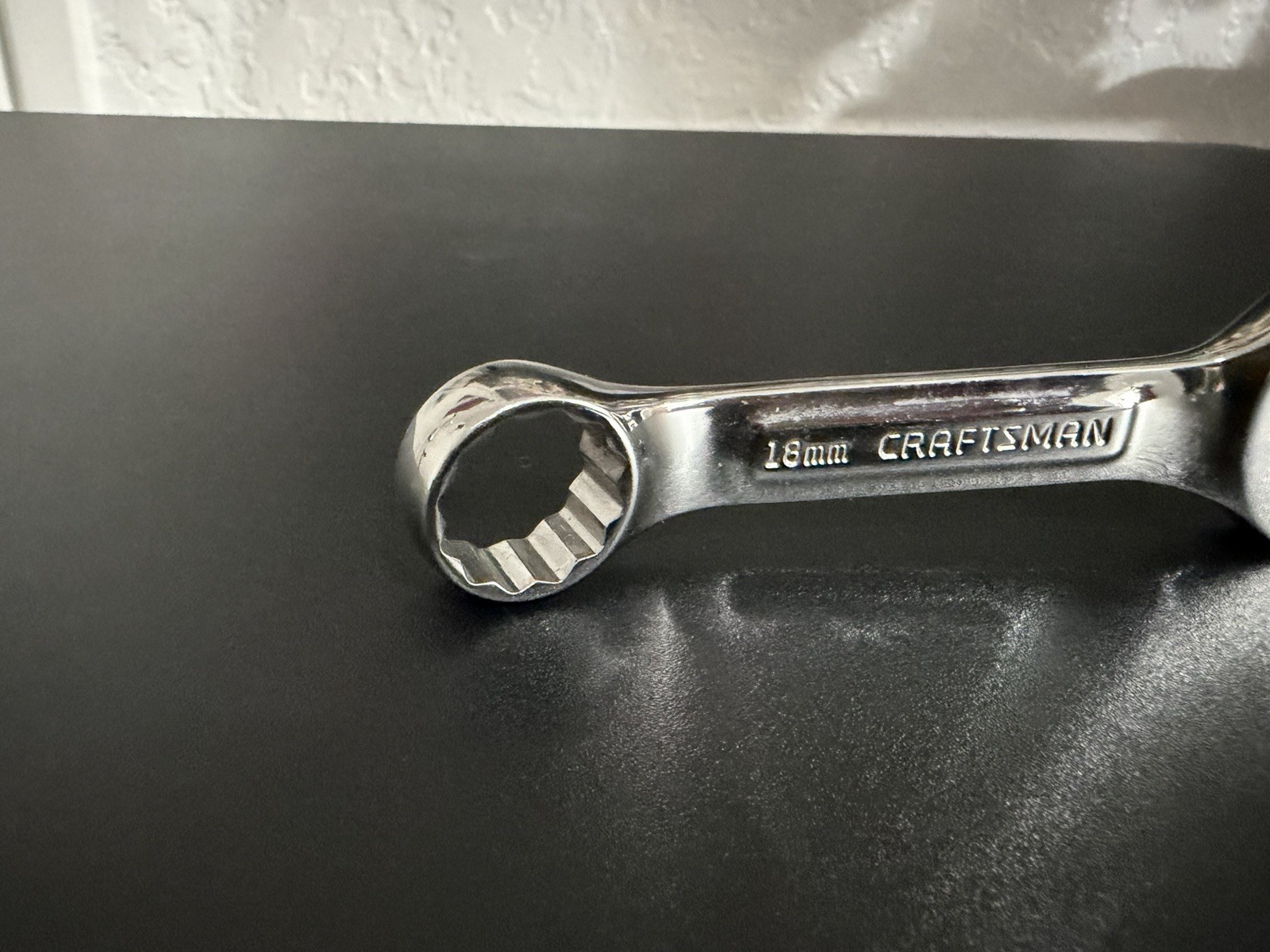 Craftsman 44119 combo wrench 18 mm 12 point stubby 5″ long