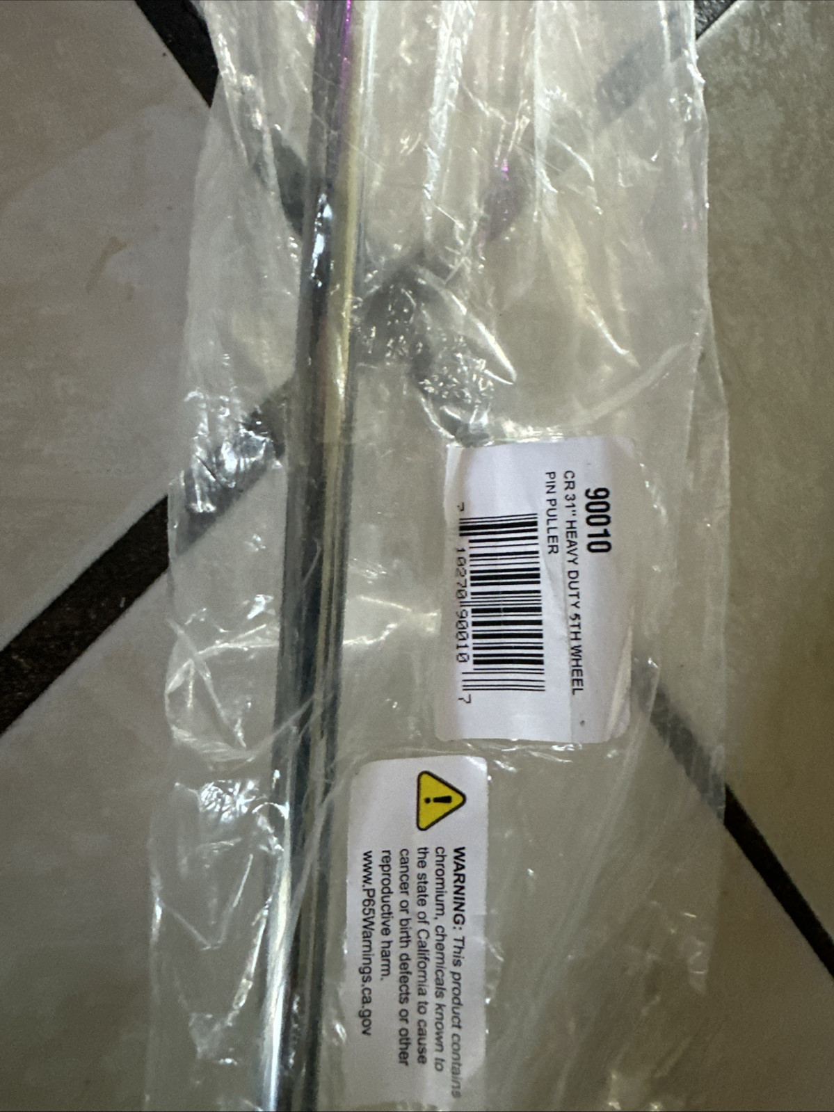 United Pacific 90010 31” 5th Wheel Pin Puller w/5in Handle, J-Hook – 1 Unit