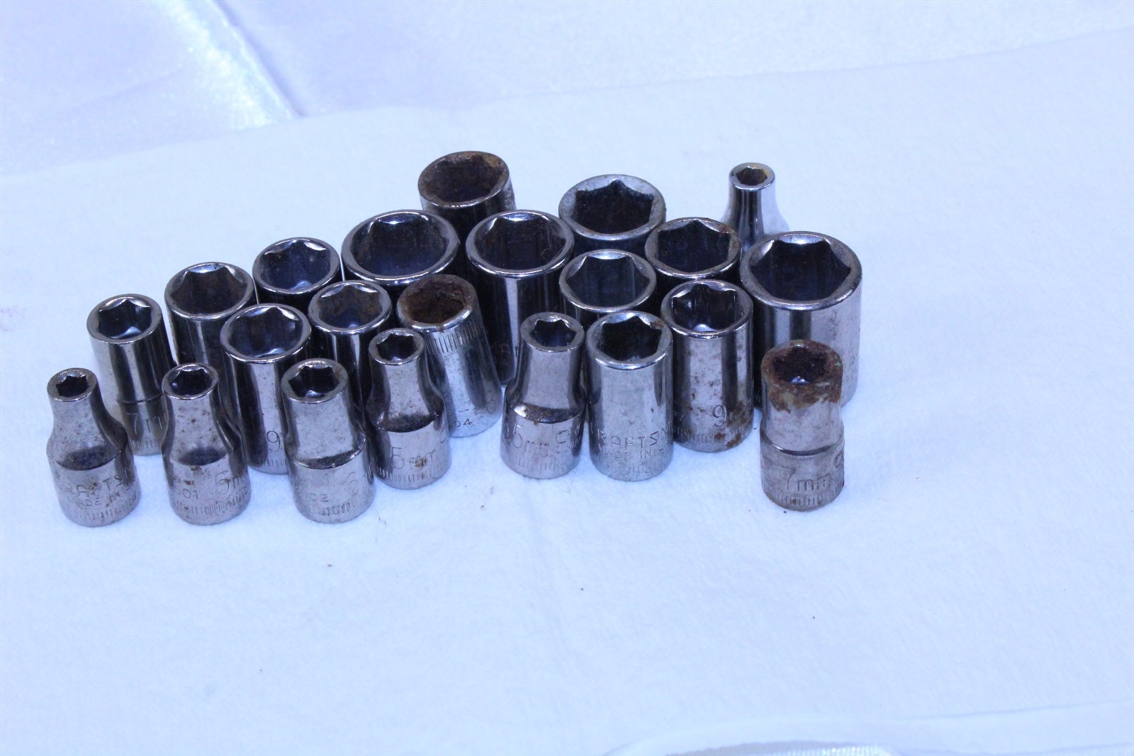 Set of 22 Misc Metric 1/4″ Drive Sockets Not a Complete Set