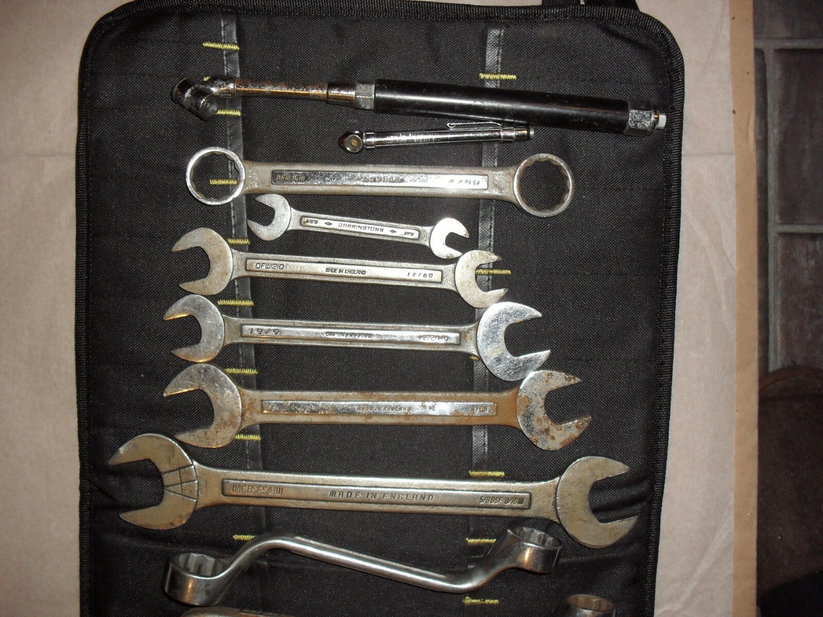 GARRINGTONS RED DIAMOND CLASSIC CAR TOOL KIT ROLLS-VINTAGE TOOLS KIT ROLL