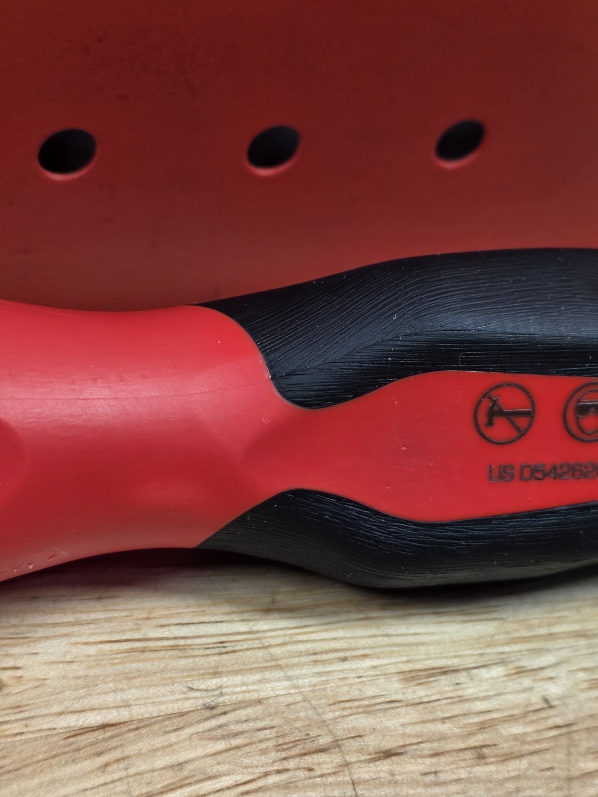 Snap-on Tools SGT4B RED 1/4″ Drive Soft Grip Standard Shank Driver USA