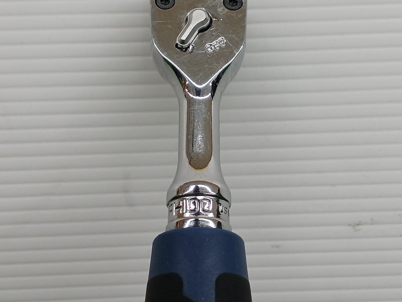 Snap-on FH100 POWER BLUE 3/8″ Drive Cynergy Soft Grip Fixed Ratchet [Used]