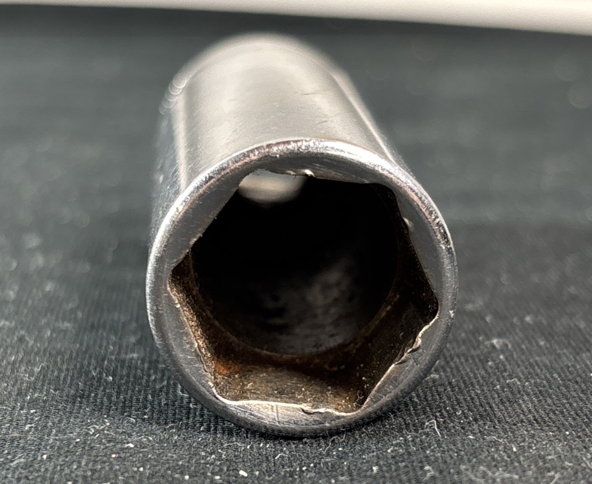 Snap-On Tools 18mm Metric Deep Socket 3/8″ Dr. Chrome – SFSM18