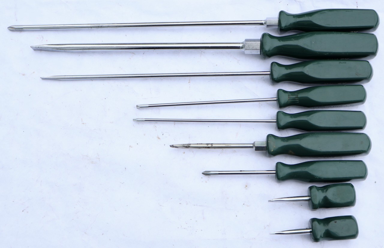 (9) S-K (France) Green Handle Screwdrivers – Flat – Phillips – Torx / MT Tools