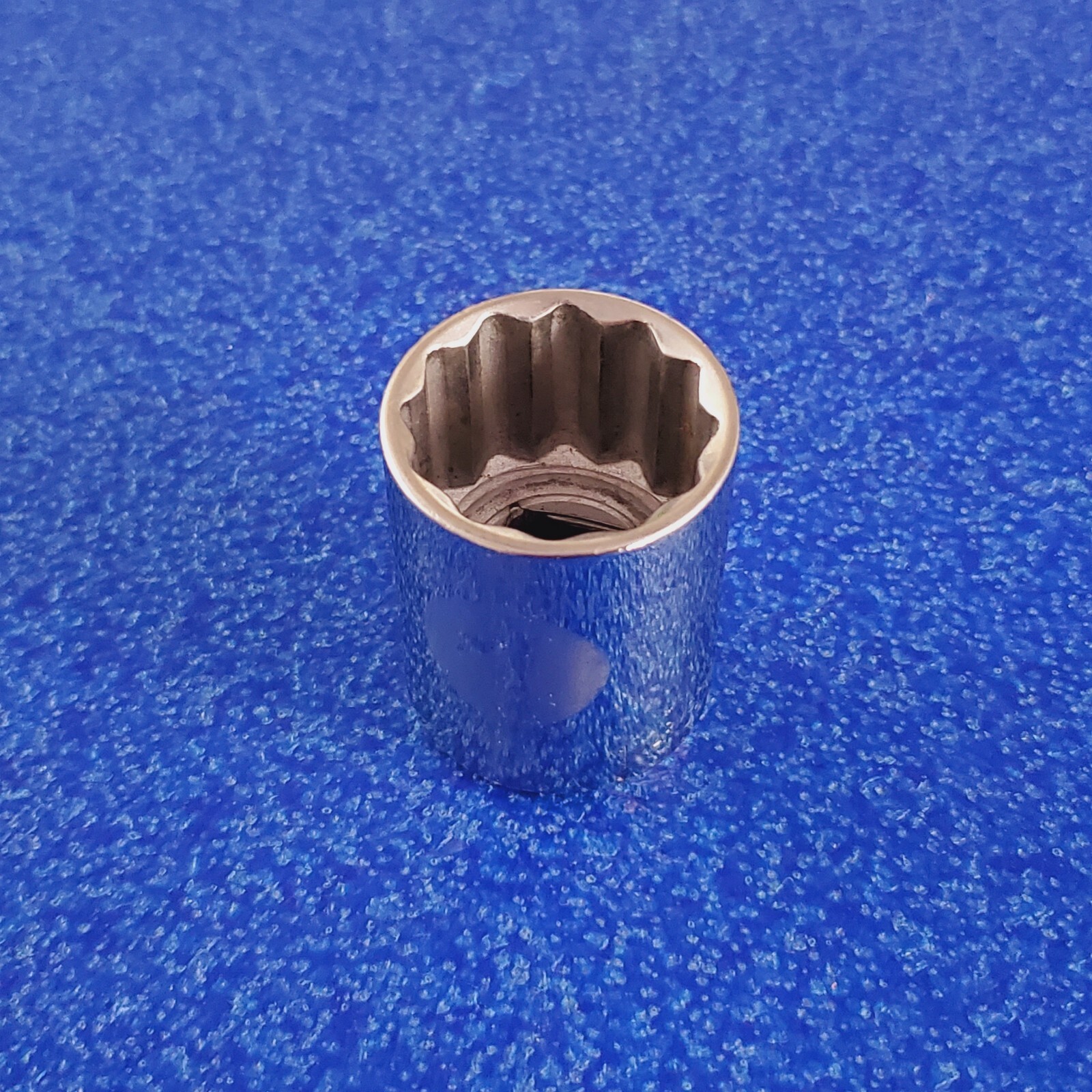 ARMSTRONG USA 1″ 12PT 1/2″ DR SOCKET PART# 12-132 CLASSIC AUTO REPAIR TOOL LOT