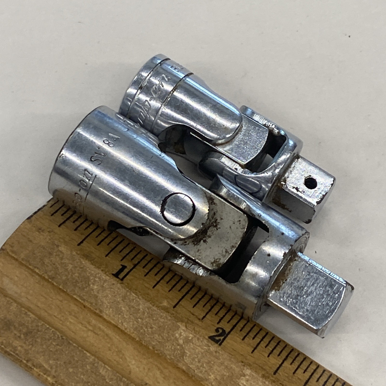 2 Snap-on Universal Flex Socket Adapters (S-8) 1/2″ Drive & (FU8A) 3/8 Dr. M0814