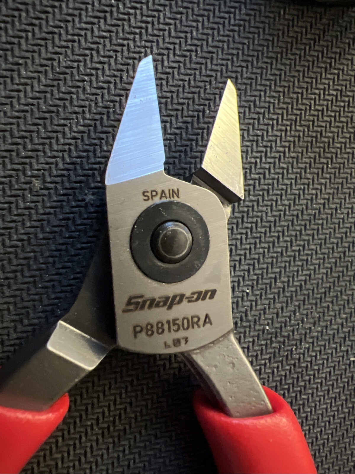 Snap on Tools SPAIN NEW RED P-Series Semi-Flush Cutting Pliers P88150RA T R 🔥