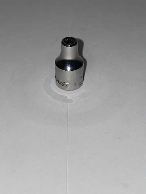 Snap-On TM05 1/4″ Drive 6-Point SAE 5/32″ Flank Drive® Shallow Socket
