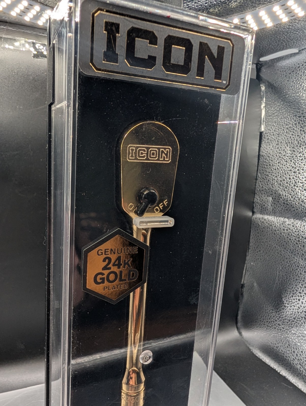 ICON 3/8” 24K Gold Plated Professional Ratchet Socket Wrench (56907).. brand new