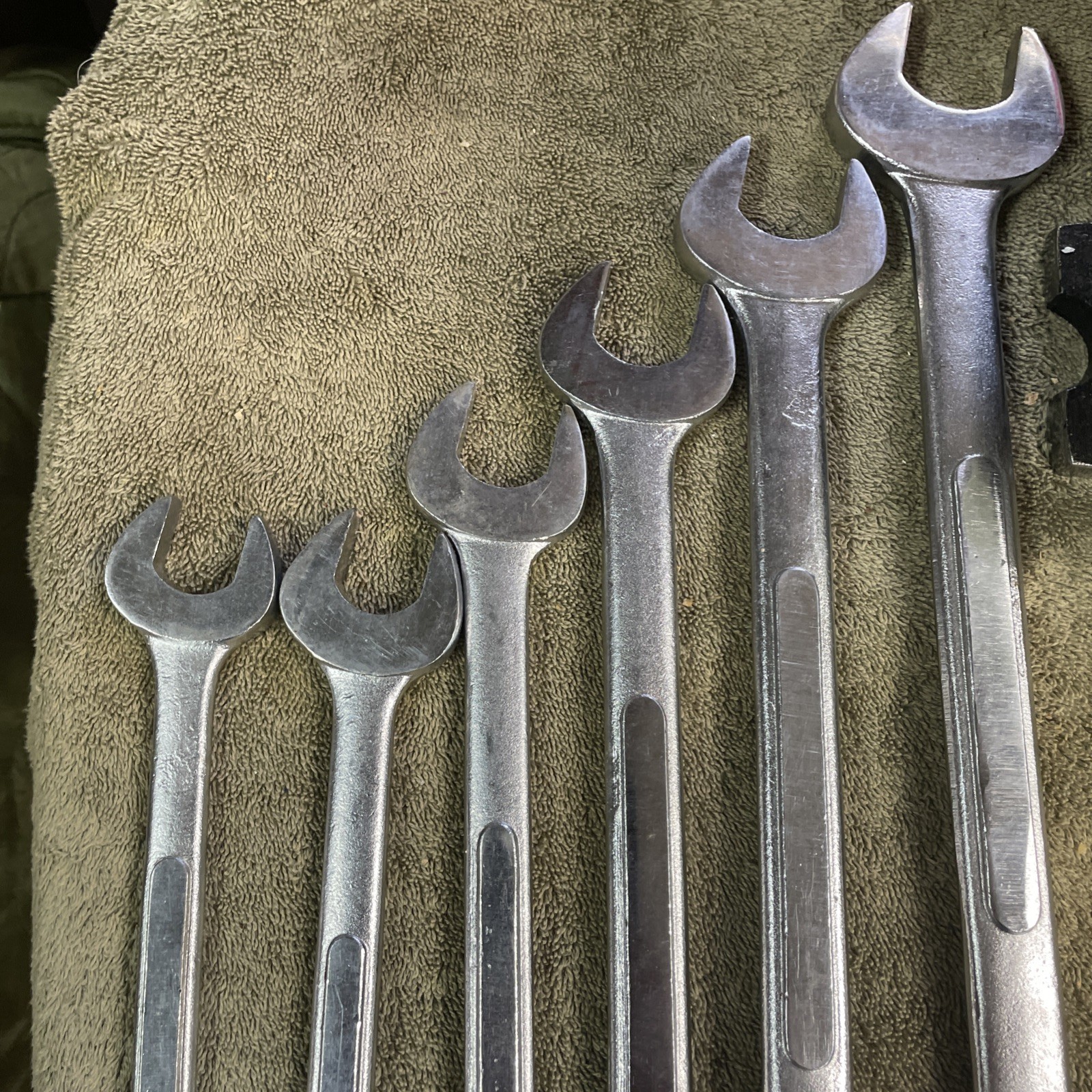 GEDORE Large Combination Wrench Lot. 1 1/14, 1 1/8, 1 1/16, 1, 15/16, And 7/8