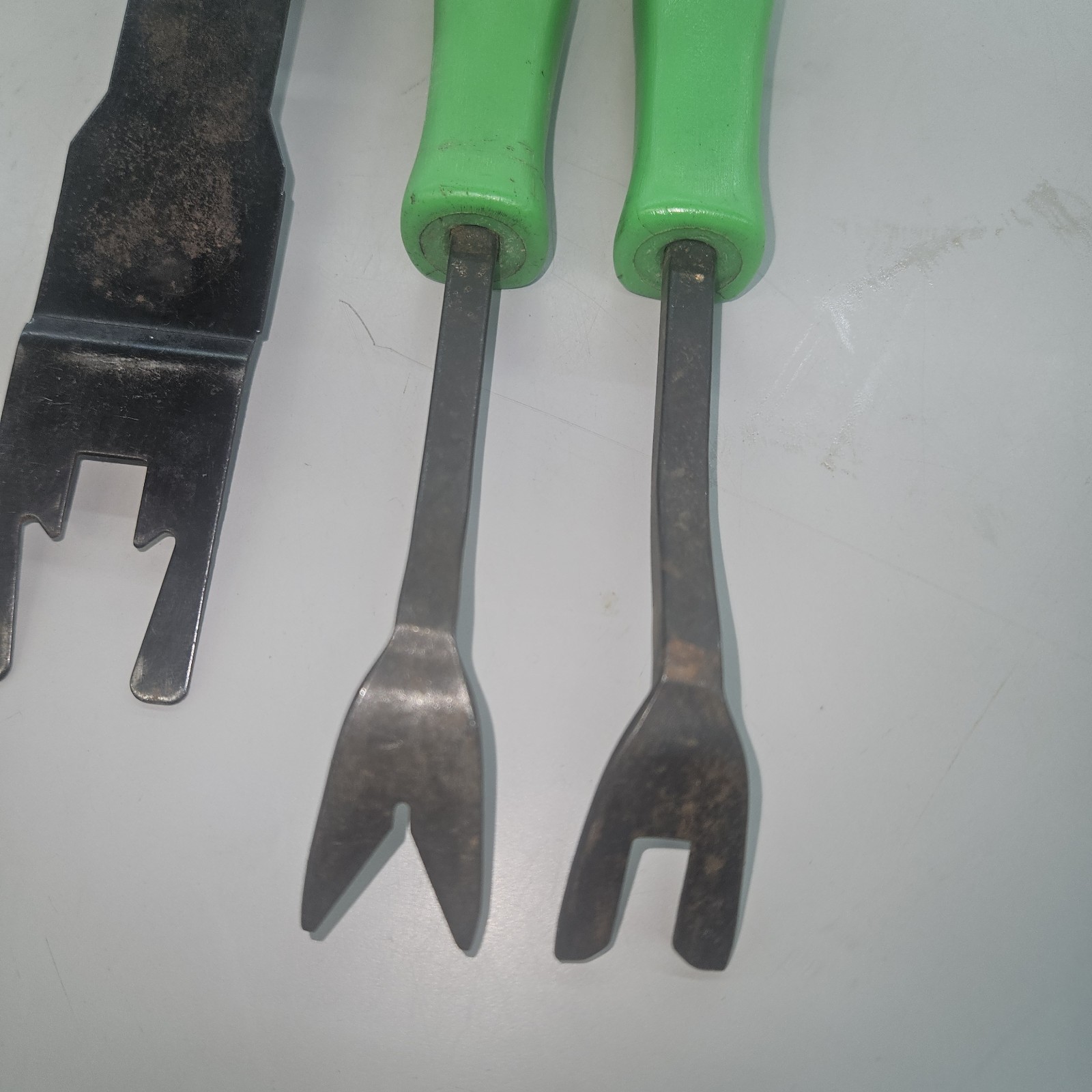 Matco Tools 3pcs Green Upholstery Trim Tool Set DTO3M, DTO4M & DTG170