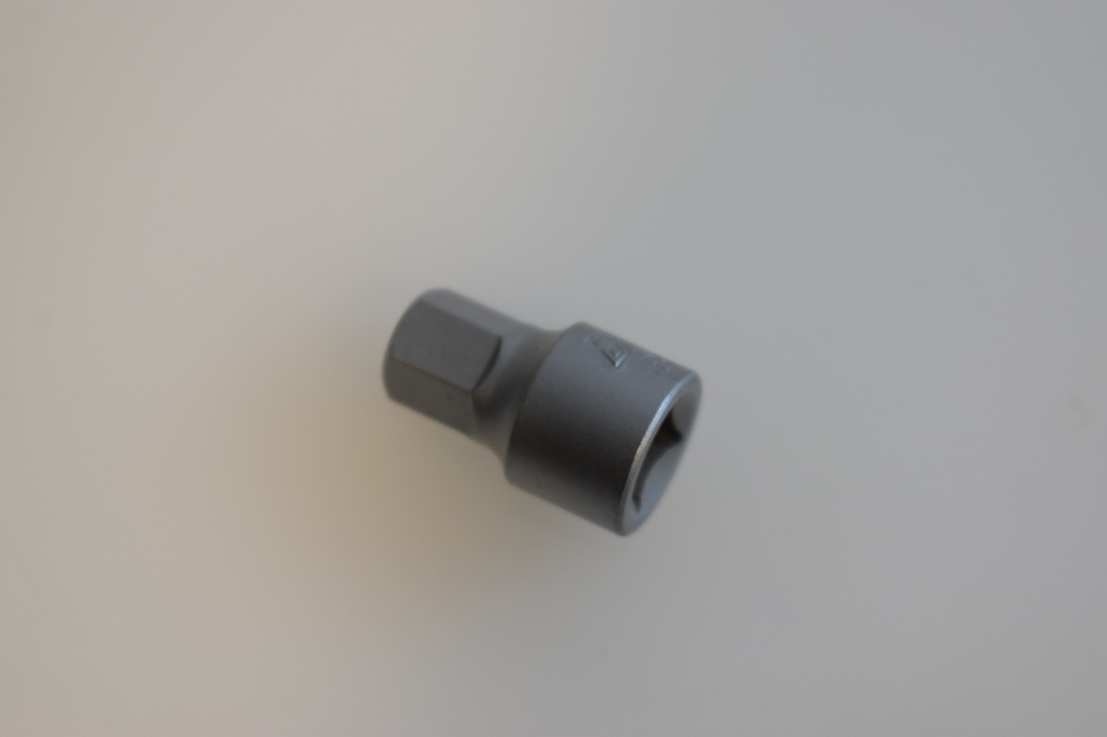 Blue Point Tool BLPTHSM148 8mm Stubby Tamper Resistant Hex Bit Socket 1/4″ Drive
