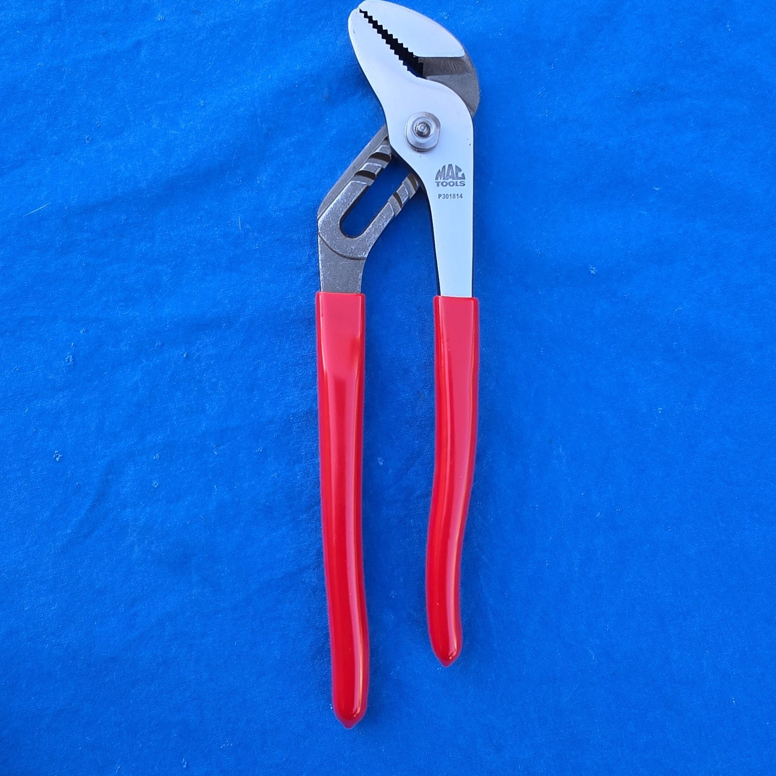 Mac Tools P301814 10″ Slip Joint Tongue & Groove Adjustable Pliers