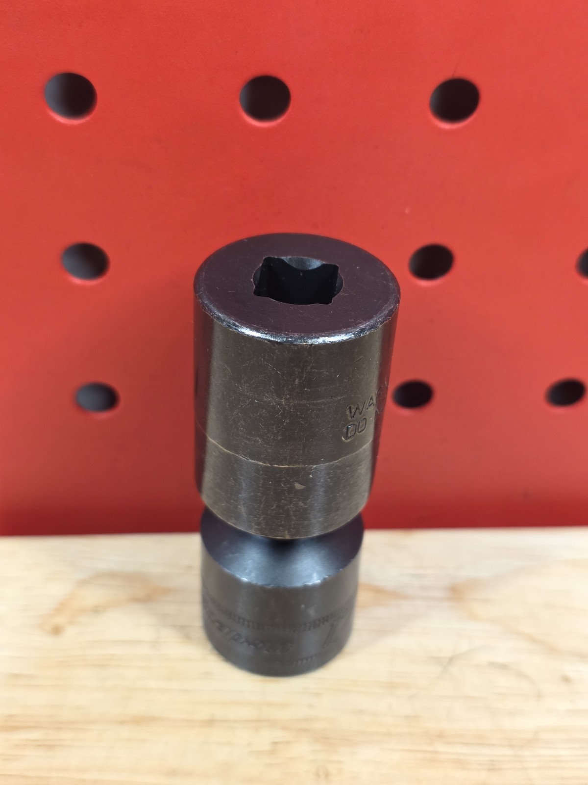 Snap-on Tools NEW IPFM17C 17mm 3/8″ Drive Metric 6-Point Impact Swivel Socket