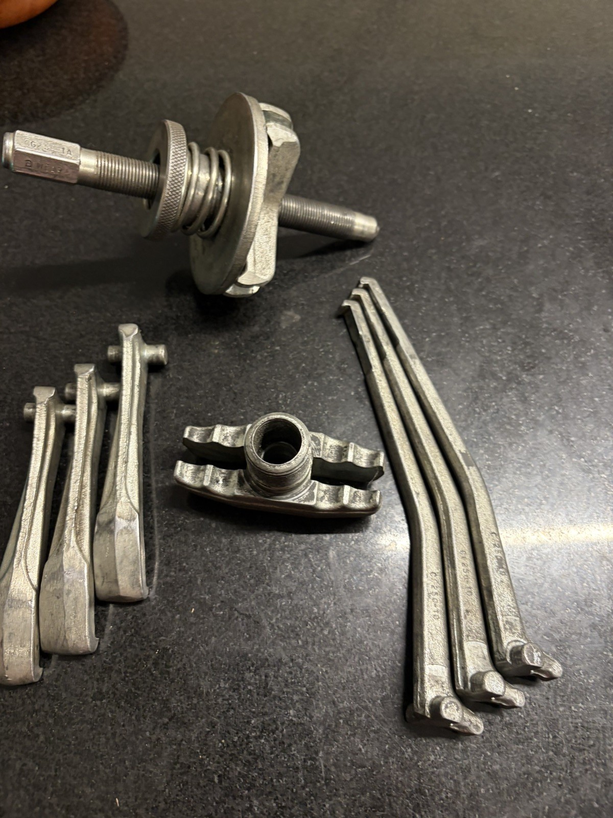 Snap On 13 pc Medium-Duty General Purpose Puller Set CJ250