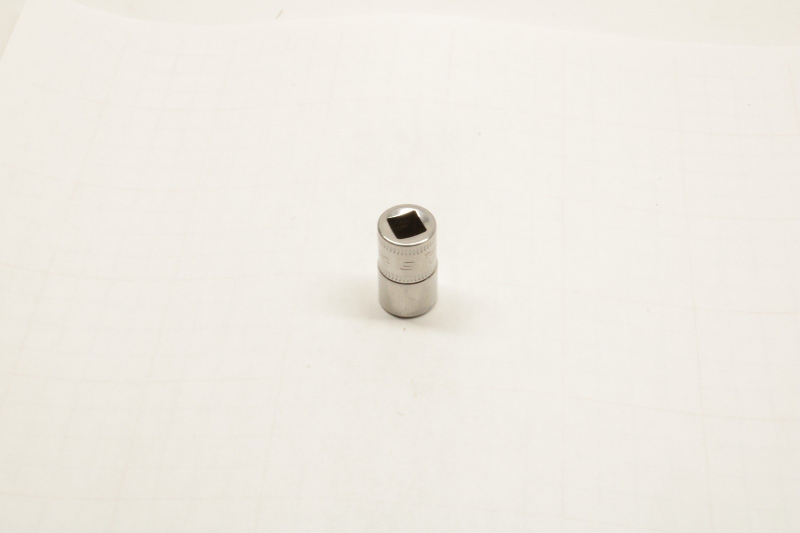 Snap-on Tools USA NEW 1/4″ Drive 6-POINT Metric 9mm Shallow Socket TMM9