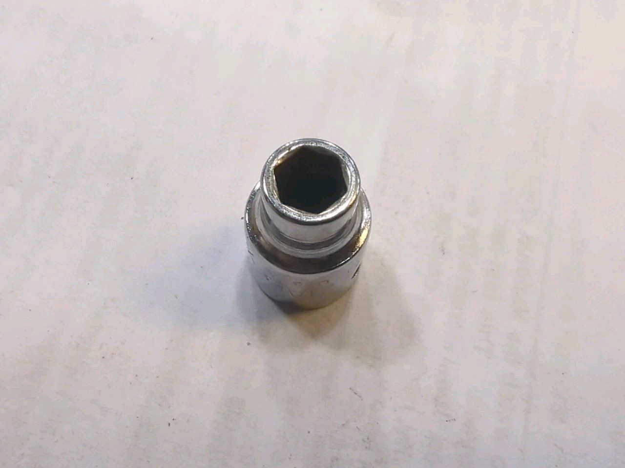 Mac Tools USA X106 5/16″ SAE Shallow Socket 3/8″ Drive 6 Point Chrome Finish