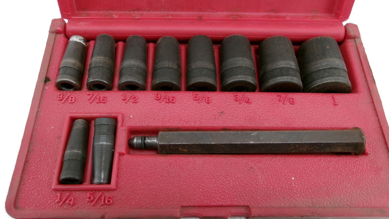 Blue Point tools PGH8A 11 Piece SAE Gasket Punch Set 1/4″ to 1″