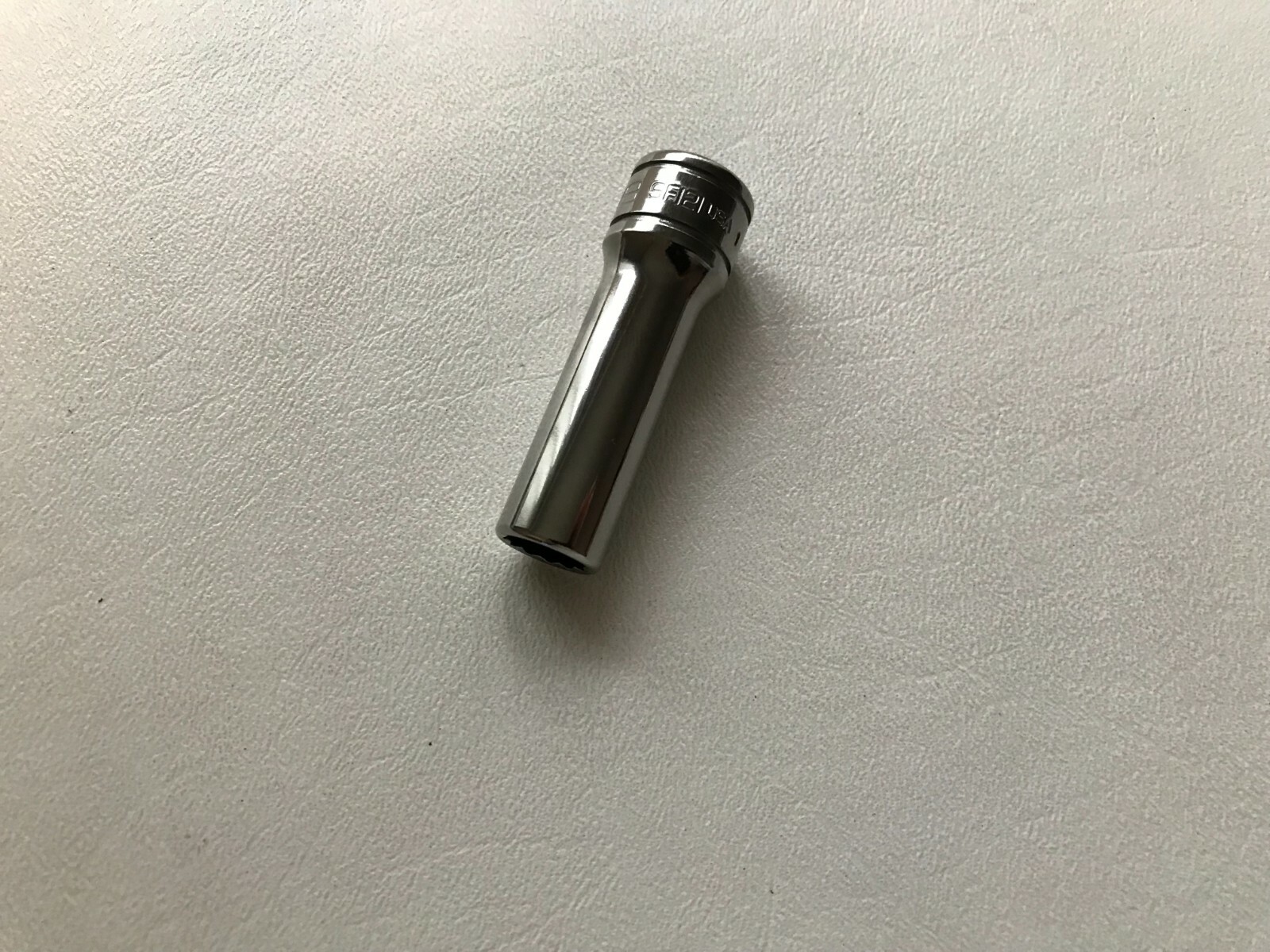 Snap-On Tools USA *2021* 3/8″ Drive 12pt 3/8″ SAE Deep Chrome Socket SF121