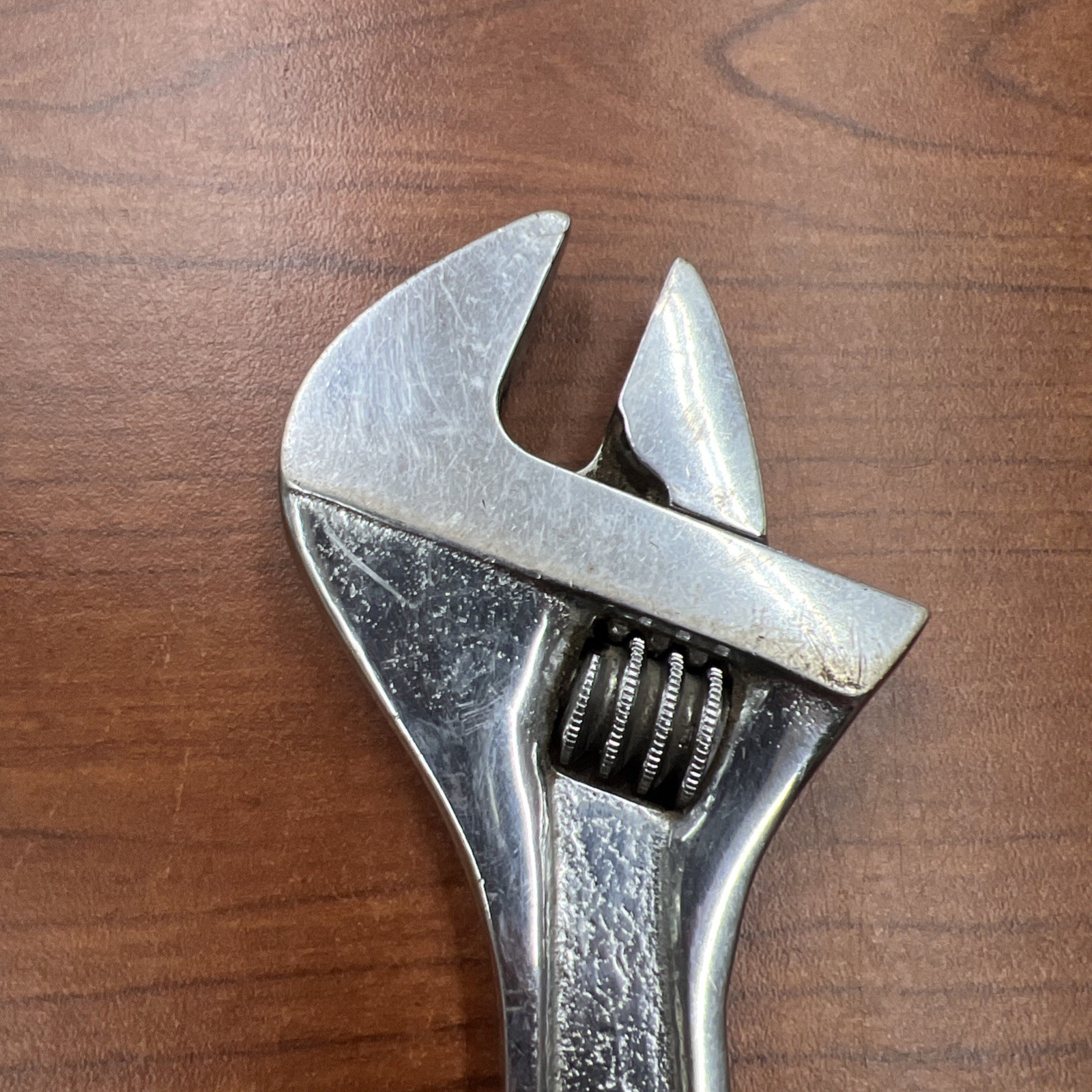 Snap On AD10 – 10″ Long (250mm) Chrome Adjustable Wrench – Free Shipping