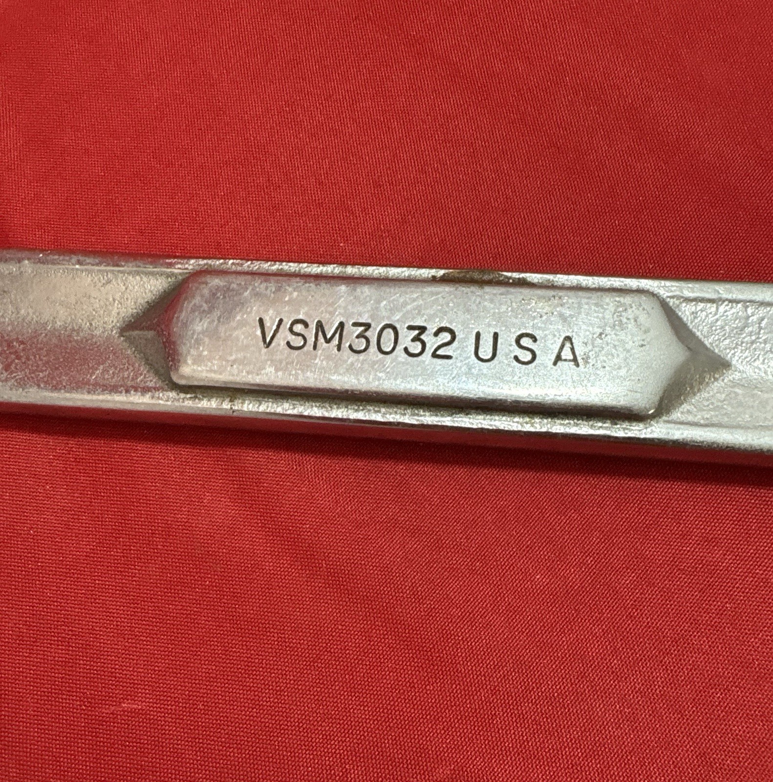 SNAP-ON Tools USA 30mm X 32mm Open-End Wrench VOM3032 Marked 14 Inches