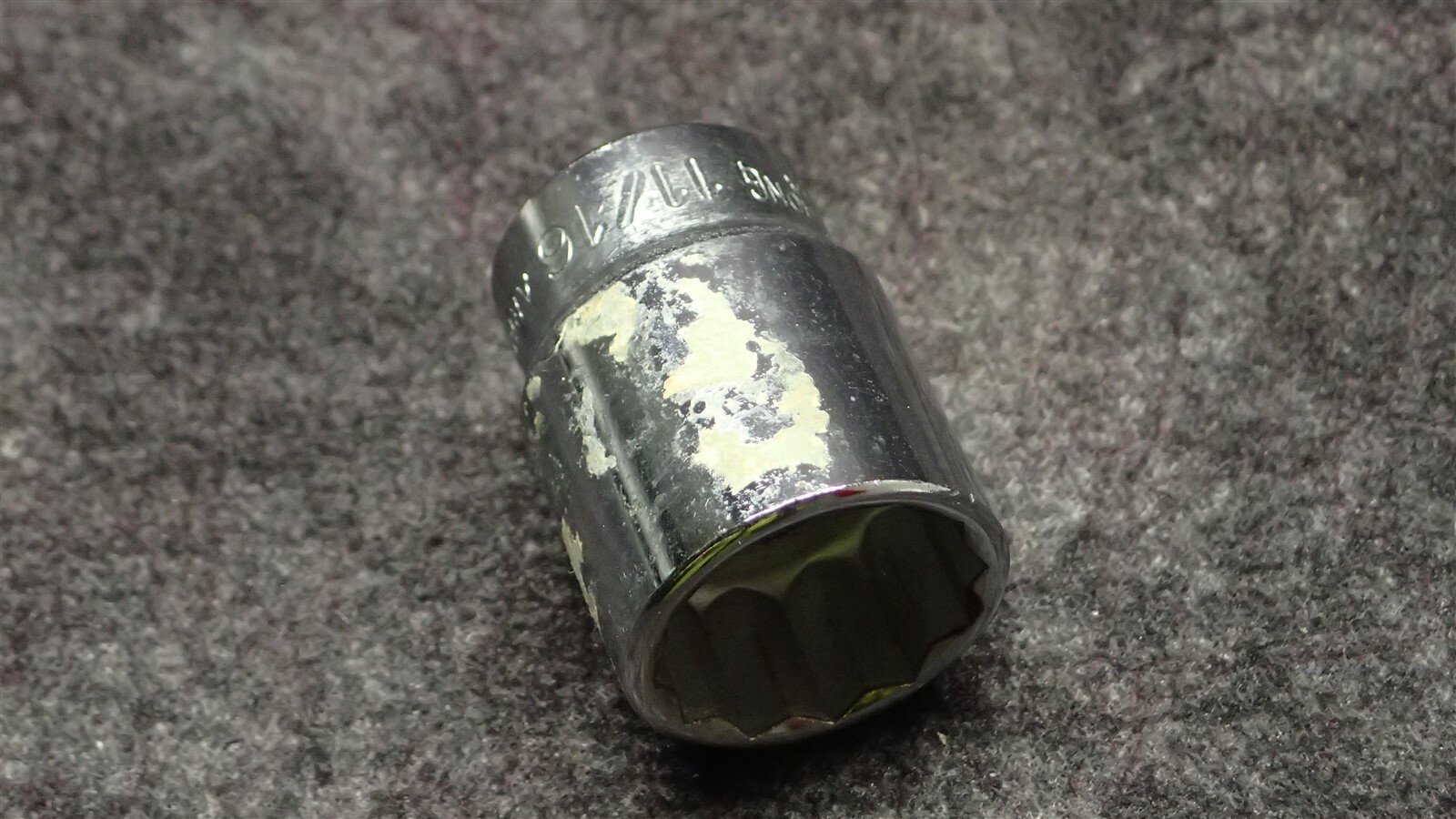 ARMSTRONG 3/8″ Drive, 11/16″ Standard Hand Socket, 12 Pts Chrome 11-122 BN101