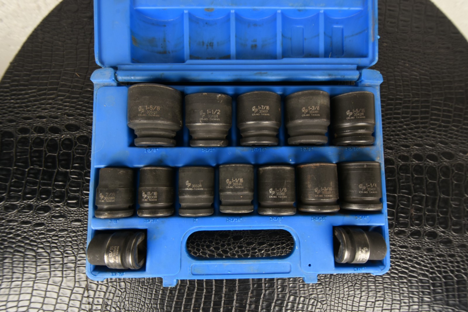 GREY PNEUMATIC 8038 3/4″ Standard DR 6 PT SAE Socket Set 14 Piece With Case
