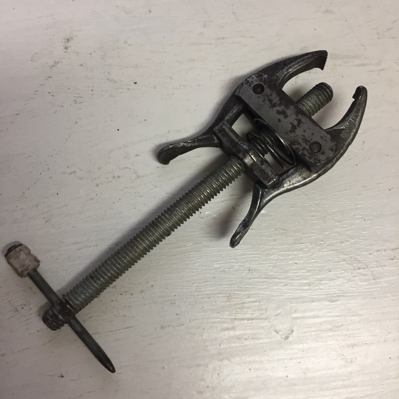 Blue Bird No.21 Spring Loaded Battery Terminal Puller Tool Used Good Condition