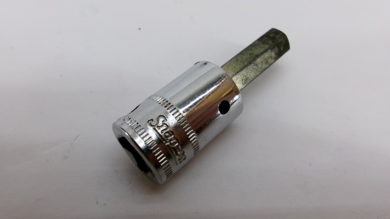Snap-on tools USA 3/8″ drive 8mm metric Hex Bit Socket Driver FAM8A Nice!