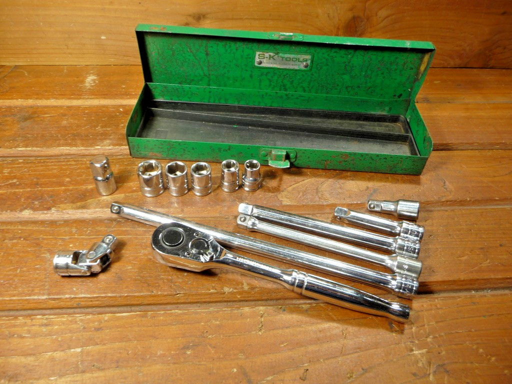 SK Tools Box w Husky 3/8 in. Drive Ratchet and Socket Set
