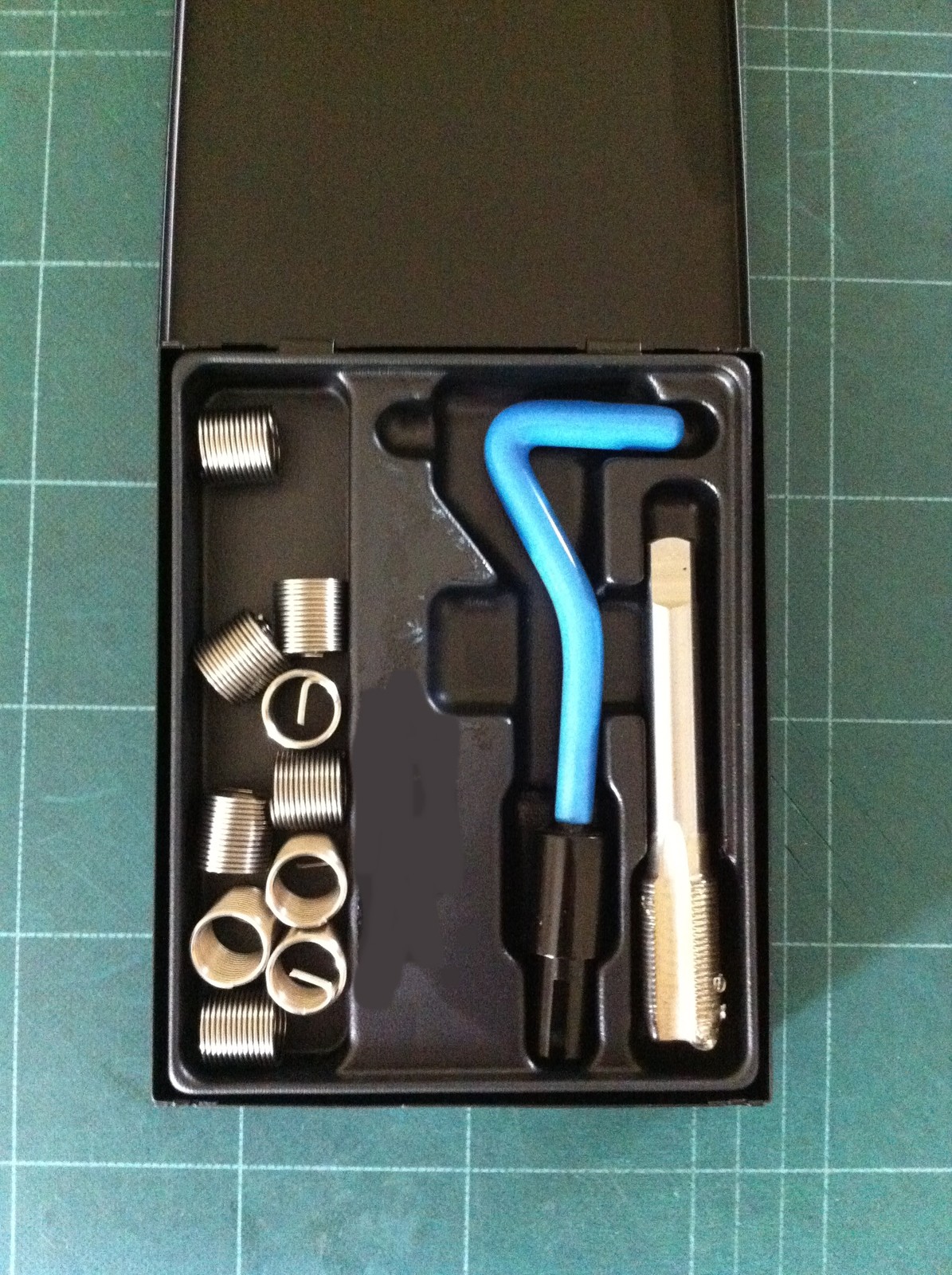 V-Coil 24mm Wire Thread Repair Kit M24 x 3.0 1.5D Helicoil Compatible