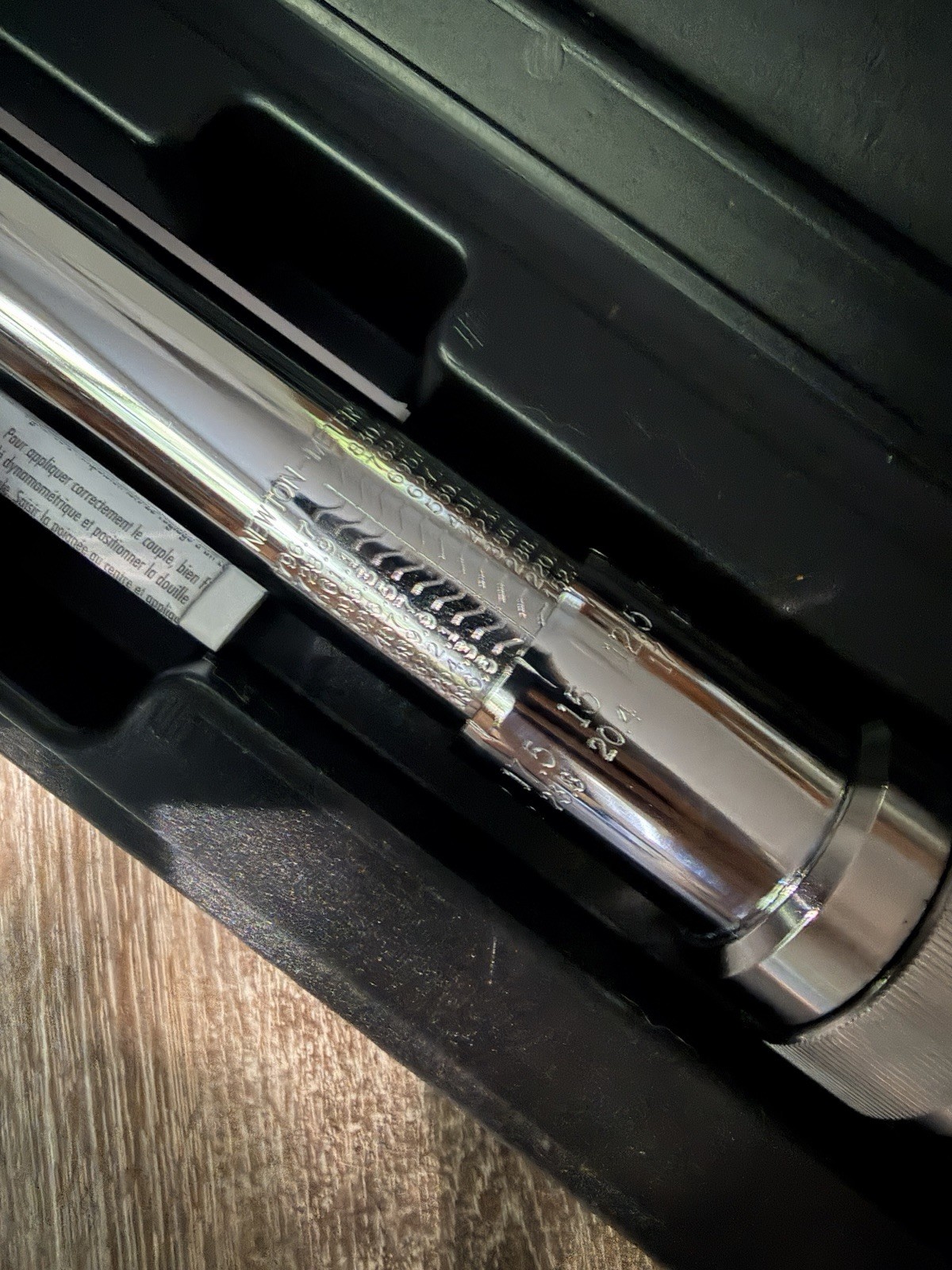 Gearwrench 85065M Micrometer Adjustable Torque Wrench, 3/4″ D, 100-600 ftlb 36 T