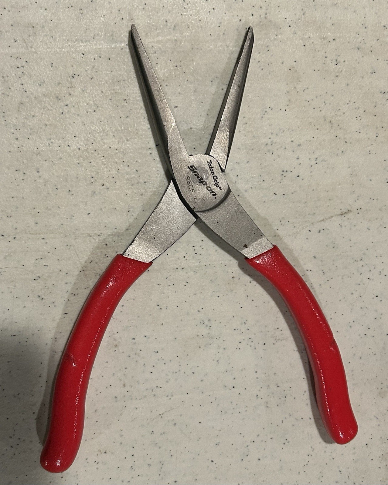 NOS. Snap On 8″ Needle Nose Pliers Red Soft Grip Handle 96CF USA