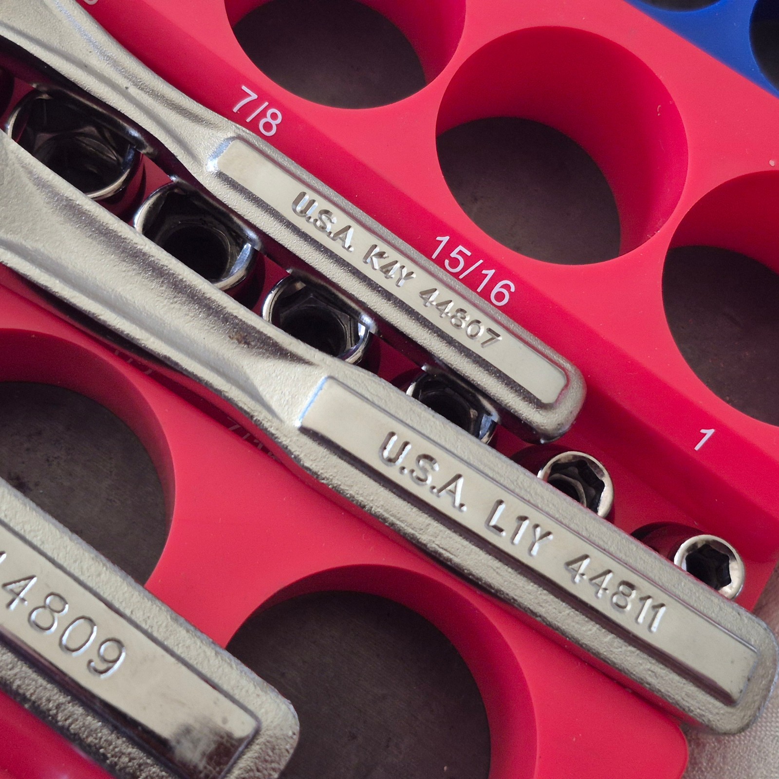 CRAFTSMAN MIXED SOCKET SETS SAE METRIC 3 RATCHETS SWIVELS ARES MAGNETIC HOLDERS