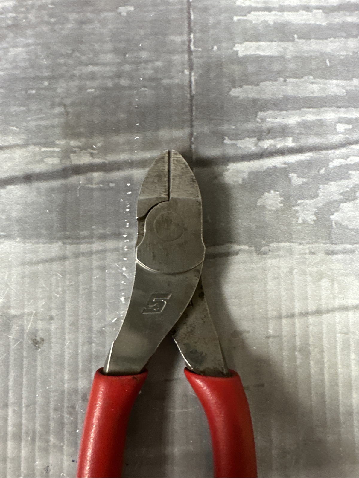 Snap-on 86ACF 6-1/2 Inch Red Grip Power Edge Diagonal Cutters