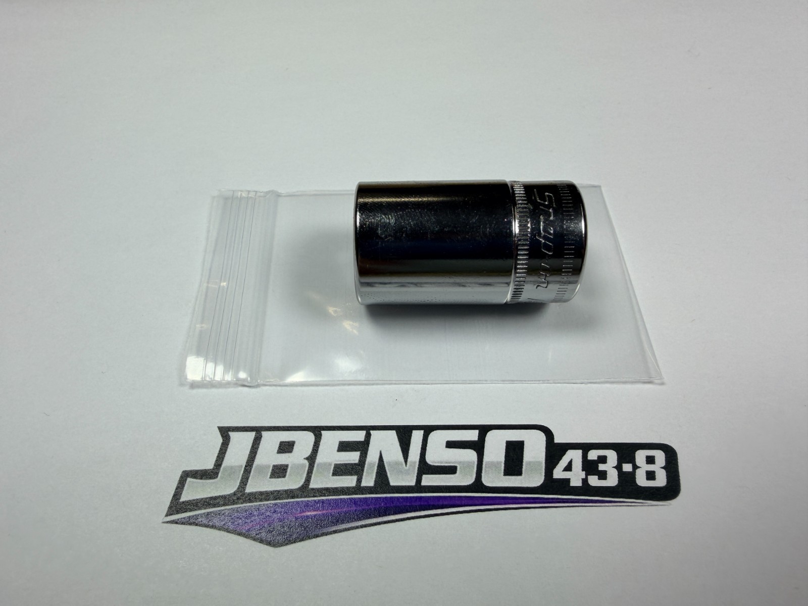 Snap-On Tools USA NEW 3/8″ Drive 18mm Metric 6pt Semi-Deep Chrome Socket FSMS18