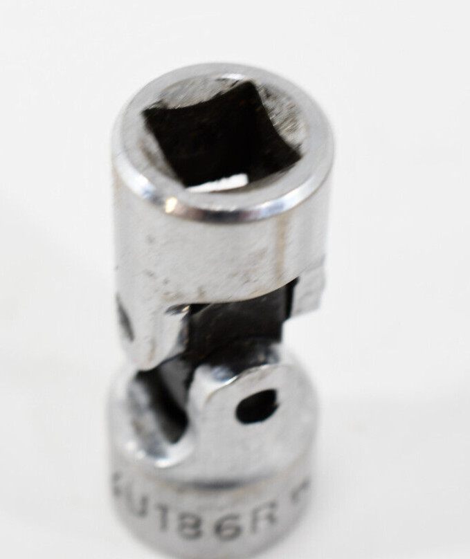 Matco Tools XU186R 9/16″ 3/8″ Drive 6-Point Shallow Swivel Socket M191