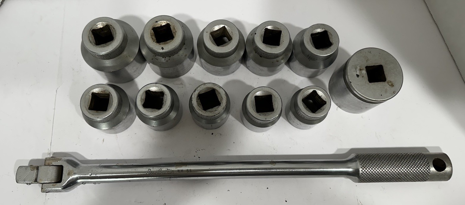 Vintage New Britain 3/4” Socket Set 1”-2” Sockets Breaker Bar.