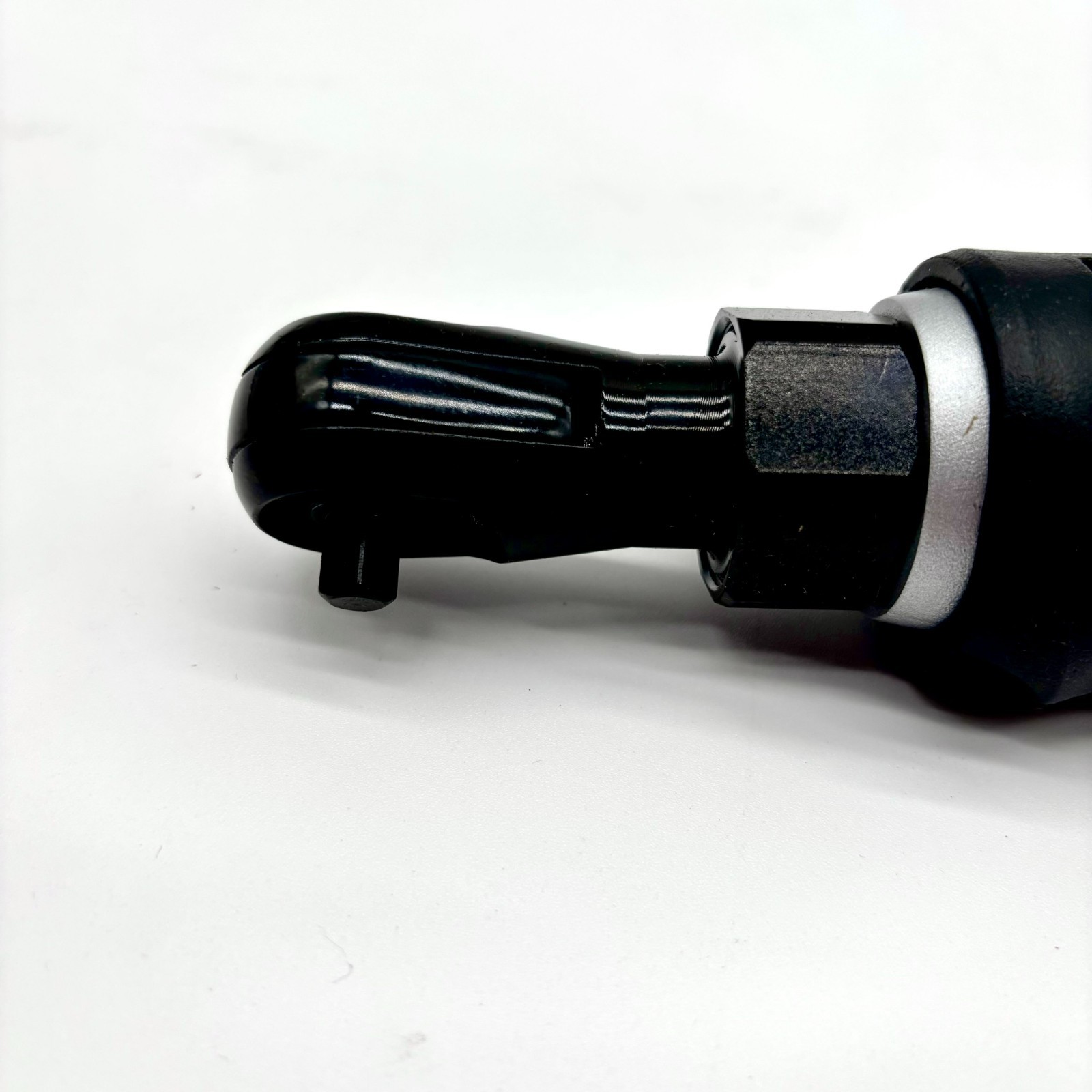 Acdelco Li-On 12 Volts 1/4″ Cordless Ratchet Wrench Model ARW1207
