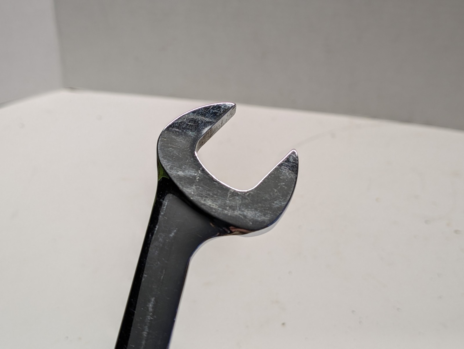 Snap On 1-1/8″ 4 Way Angle Head Wrench VS 36 Old Style Underline Script