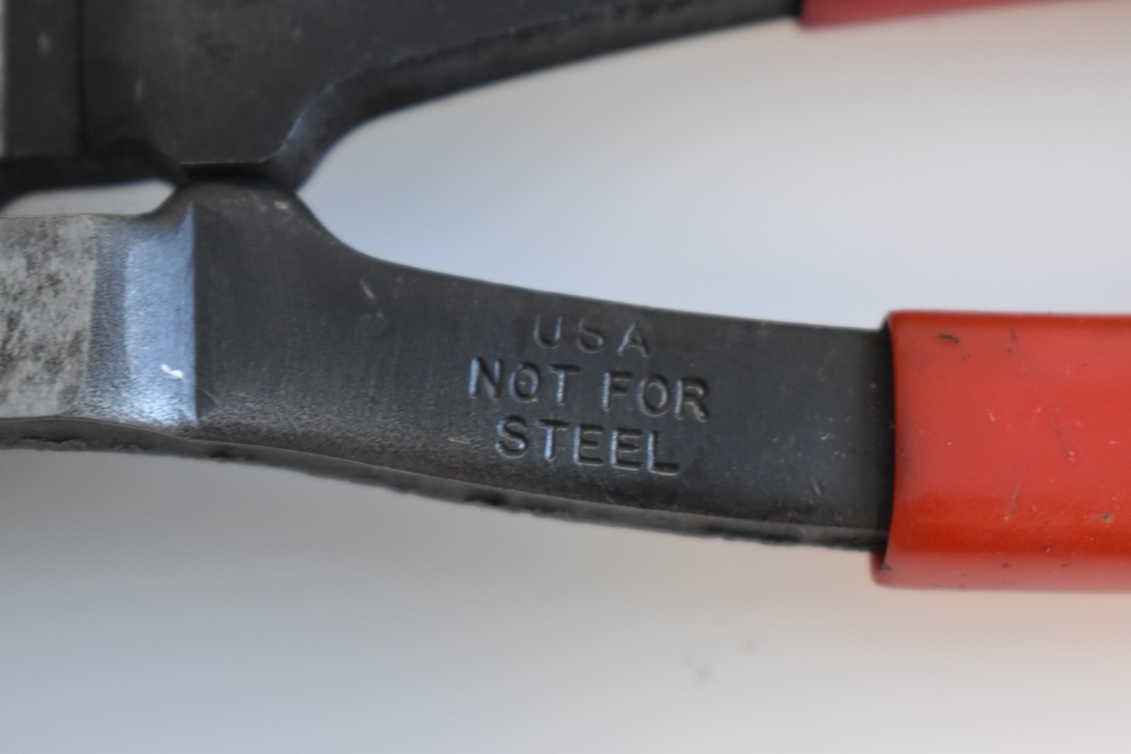 Blue Point Tools PWC80A 7-1/2″ Long Soft Grip Cable Cutter USA