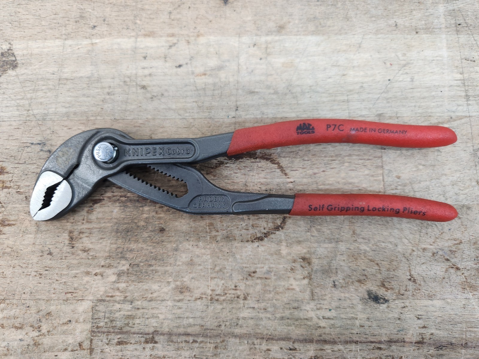 Mac Tools Self-Gripping Cobra Pliers 7″ Knipex P7C