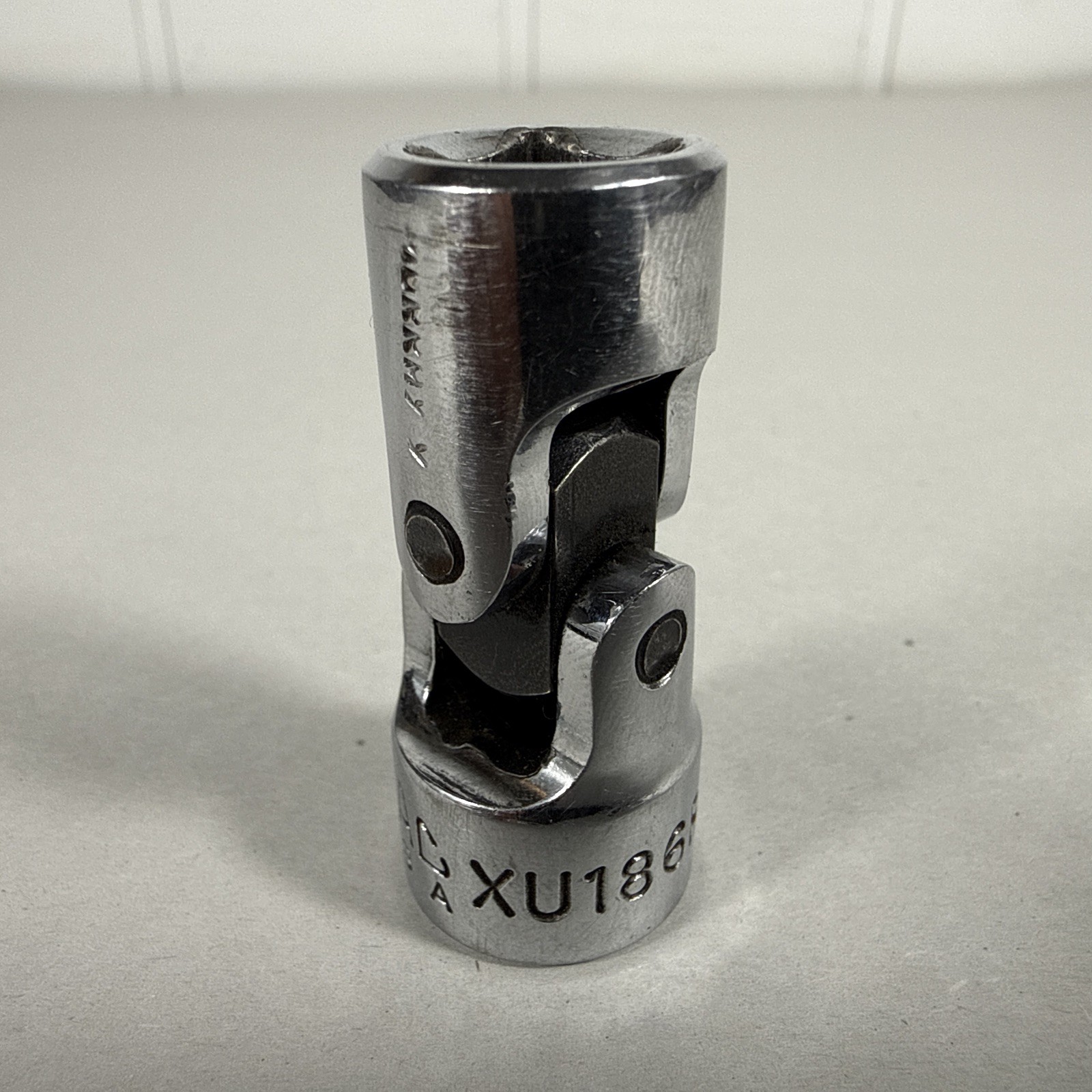 MAC Tools XU186R – 9/16″ 6pt 3/8″ Drive Swivel Socket